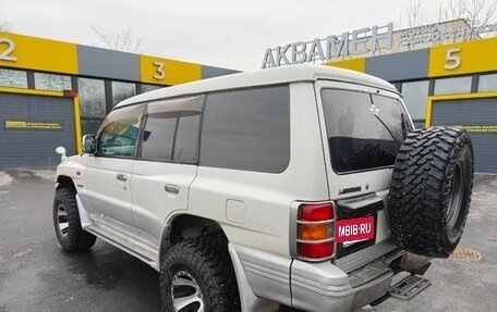 Mitsubishi Pajero III рестайлинг, 1997 год, 1 100 000 рублей, 6 фотография