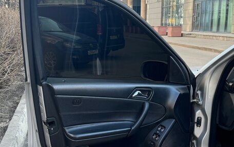 Mercedes-Benz C-Класс, 2004 год, 630 000 рублей, 9 фотография