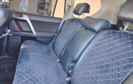 Toyota Land Cruiser Prado 150 рестайлинг 2, 2015 год, 3 800 000 рублей, 7 фотография