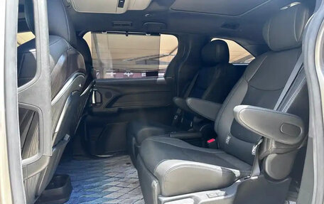 Toyota Sienna, 2023 год, 7 476 757 рублей, 10 фотография