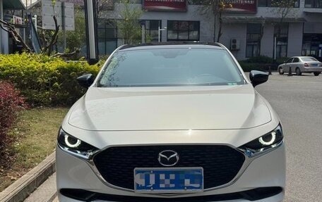 Mazda 3, 2024 год, 2 200 000 рублей, 3 фотография