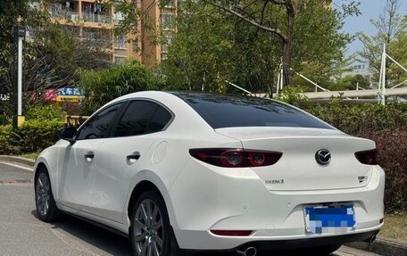 Mazda 3, 2024 год, 2 200 000 рублей, 2 фотография