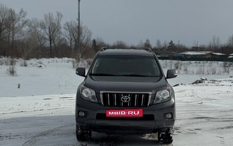 Toyota Land Cruiser Prado 150 рестайлинг 2, 2010 год, 3 200 000 рублей, 2 фотография