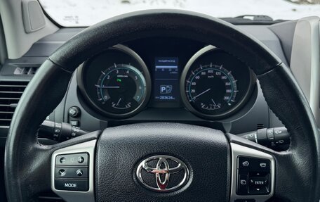 Toyota Land Cruiser Prado 150 рестайлинг 2, 2010 год, 3 200 000 рублей, 11 фотография