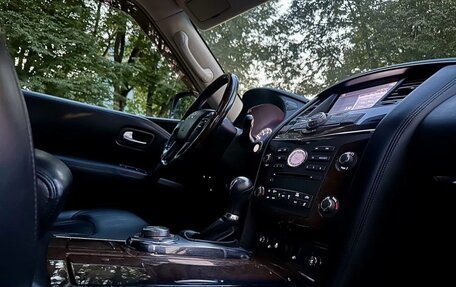 Infiniti QX56, 2013 год, 2 350 000 рублей, 3 фотография