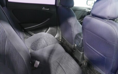 Hyundai Solaris II рестайлинг, 2015 год, 700 000 рублей, 11 фотография