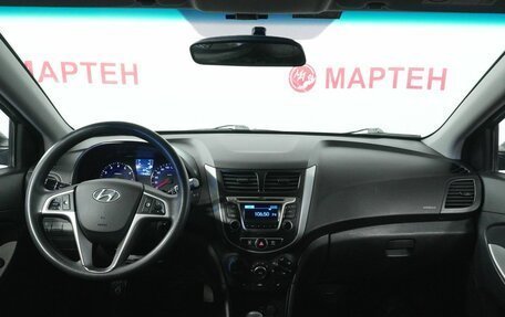 Hyundai Solaris II рестайлинг, 2015 год, 700 000 рублей, 15 фотография