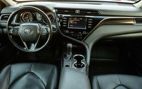 Toyota Camry, 2019 год, 2 709 000 рублей, 5 фотография