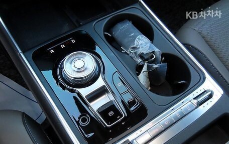 KIA Carnival, 2023 год, 9 фотография