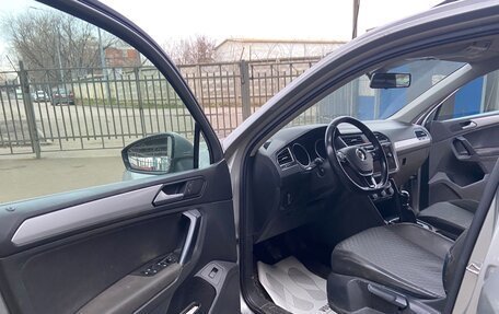 Volkswagen Tiguan II, 2020 год, 1 990 000 рублей, 4 фотография