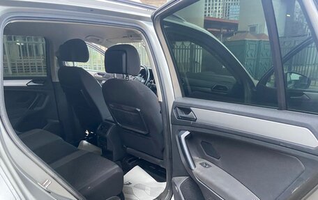 Volkswagen Tiguan II, 2020 год, 1 990 000 рублей, 7 фотография