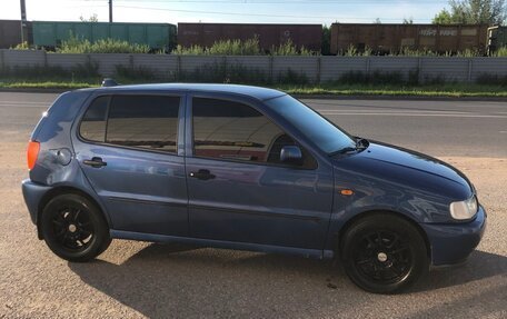 Volkswagen Polo III рестайлинг, 1998 год, 225 000 рублей, 2 фотография