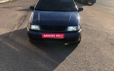 Volkswagen Polo III рестайлинг, 1998 год, 225 000 рублей, 3 фотография