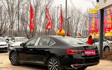 Skoda Superb III рестайлинг, 2025 год, 2 500 000 рублей, 4 фотография