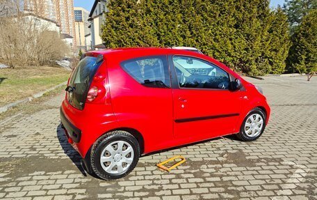 Peugeot 107 I рестайлинг, 2010 год, 445 000 рублей, 2 фотография