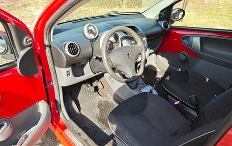 Peugeot 107 I рестайлинг, 2010 год, 445 000 рублей, 6 фотография