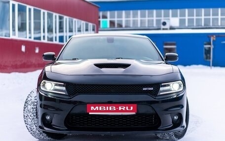 Dodge Charger, 2018 год, 3 990 000 рублей, 2 фотография