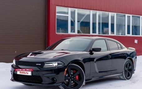 Dodge Charger, 2018 год, 3 990 000 рублей, 14 фотография