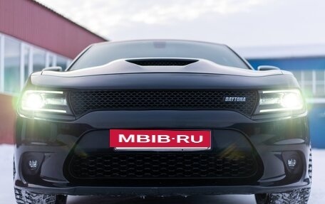 Dodge Charger, 2018 год, 3 990 000 рублей, 8 фотография