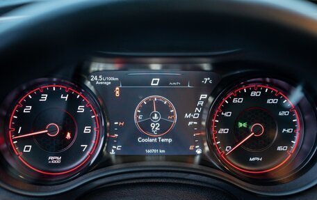 Dodge Charger, 2018 год, 3 990 000 рублей, 23 фотография