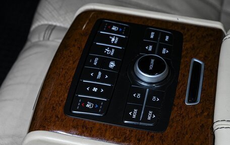 Hyundai Equus II, 2012 год, 1 800 000 рублей, 17 фотография