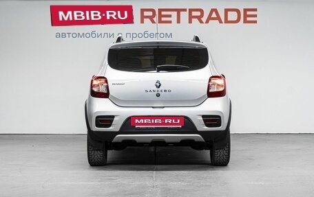 Renault Sandero II рестайлинг, 2018 год, 900 000 рублей, 7 фотография