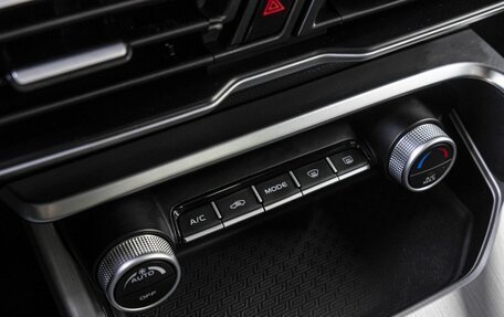 Geely Coolray I, 2022 год, 1 700 000 рублей, 27 фотография