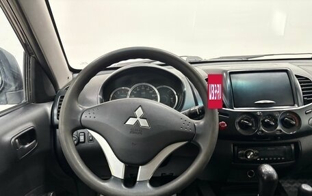 Mitsubishi L200 IV рестайлинг, 2014 год, 1 200 000 рублей, 10 фотография