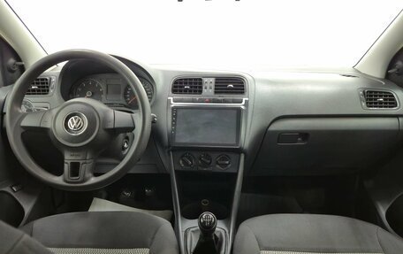 Volkswagen Polo VI (EU Market), 2013 год, 520 000 рублей, 10 фотография