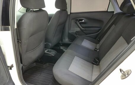 Volkswagen Polo VI (EU Market), 2013 год, 520 000 рублей, 15 фотография