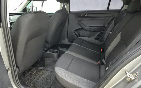 Skoda Rapid II, 2021 год, 1 350 000 рублей, 13 фотография