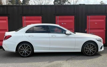 Mercedes-Benz C-Класс, 2018 год, 1 395 333 рублей, 3 фотография