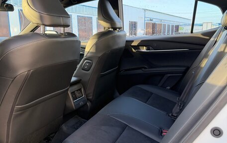 Toyota Camry, 2025 год, 4 200 000 рублей, 10 фотография