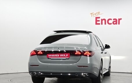 Mercedes-Benz E-Класс, 2024 год, 6 750 000 рублей, 4 фотография