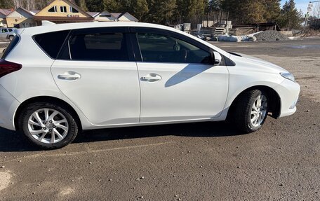 Toyota Auris II, 2015 год, 1 300 000 рублей, 5 фотография
