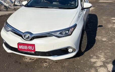 Toyota Auris II, 2015 год, 1 300 000 рублей, 4 фотография