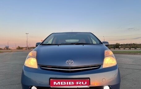 Toyota Prius, 2008 год, 1 100 000 рублей, 8 фотография