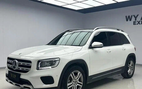 Mercedes-Benz GLB, 2022 год, 2 400 000 рублей, 1 фотография