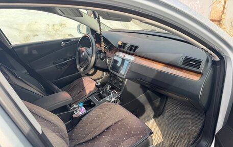 Volkswagen Passat B6, 2006 год, 630 000 рублей, 1 фотография