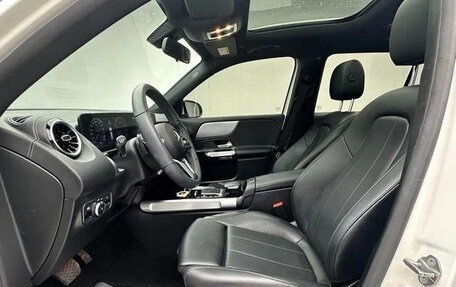 Mercedes-Benz GLB, 2022 год, 2 400 000 рублей, 9 фотография