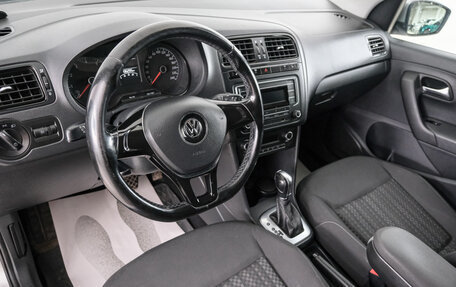 Volkswagen Polo VI (EU Market), 2017 год, 999 000 рублей, 8 фотография