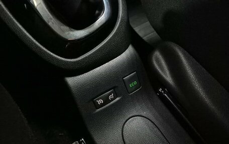 Renault Kaptur I рестайлинг, 2017 год, 1 370 000 рублей, 21 фотография