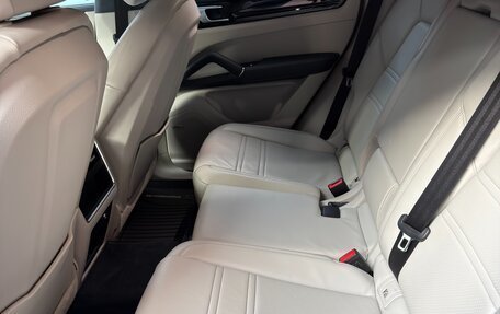 Porsche Cayenne III, 2019 год, 9 000 000 рублей, 17 фотография