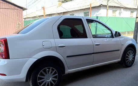 Renault Logan I, 2013 год, 450 000 рублей, 4 фотография
