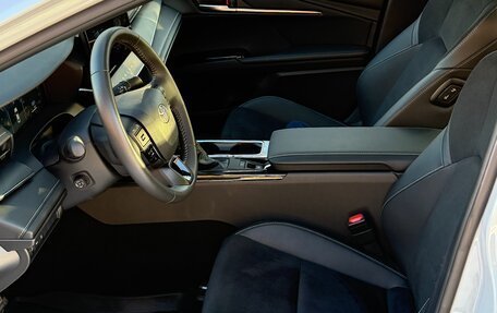 Toyota Camry, 2024 год, 4 700 000 рублей, 7 фотография