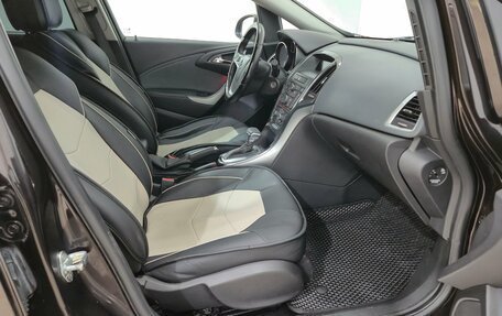 Opel Astra J, 2013 год, 700 000 рублей, 13 фотография