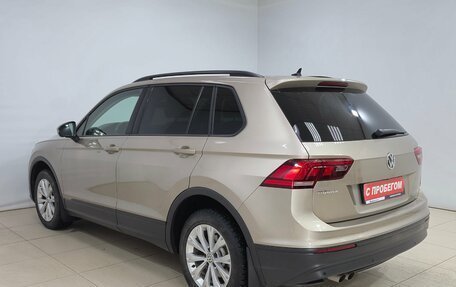 Volkswagen Tiguan II, 2019 год, 2 260 000 рублей, 6 фотография