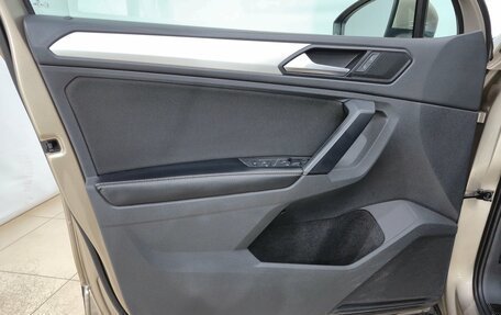 Volkswagen Tiguan II, 2019 год, 2 260 000 рублей, 7 фотография