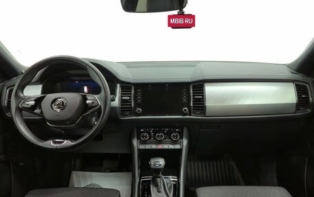 Skoda Kodiaq I, 2022 год, 4 180 000 рублей, 10 фотография