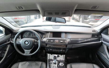 BMW 5 серия, 2015 год, 1 899 000 рублей, 14 фотография